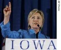 Democratic presidential hopeful US Sen. Hillary Clinton speaks in Cedar Rapids, Iowa, 02 June 2007