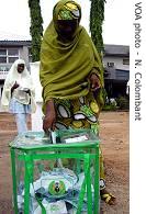 Women voting in Abuja, one of the rare places voting <br />went well<br />