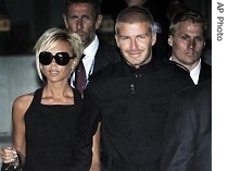 Victoria and David Beckham arrive at Los Angeles International airport, 12 Jul 2007