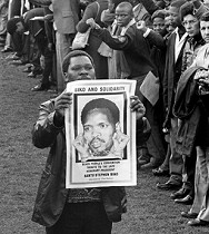 Picture taken 03 October 1977 in King William's Town of several anti-apartheid militants attending burial ceremony of Steve Biko